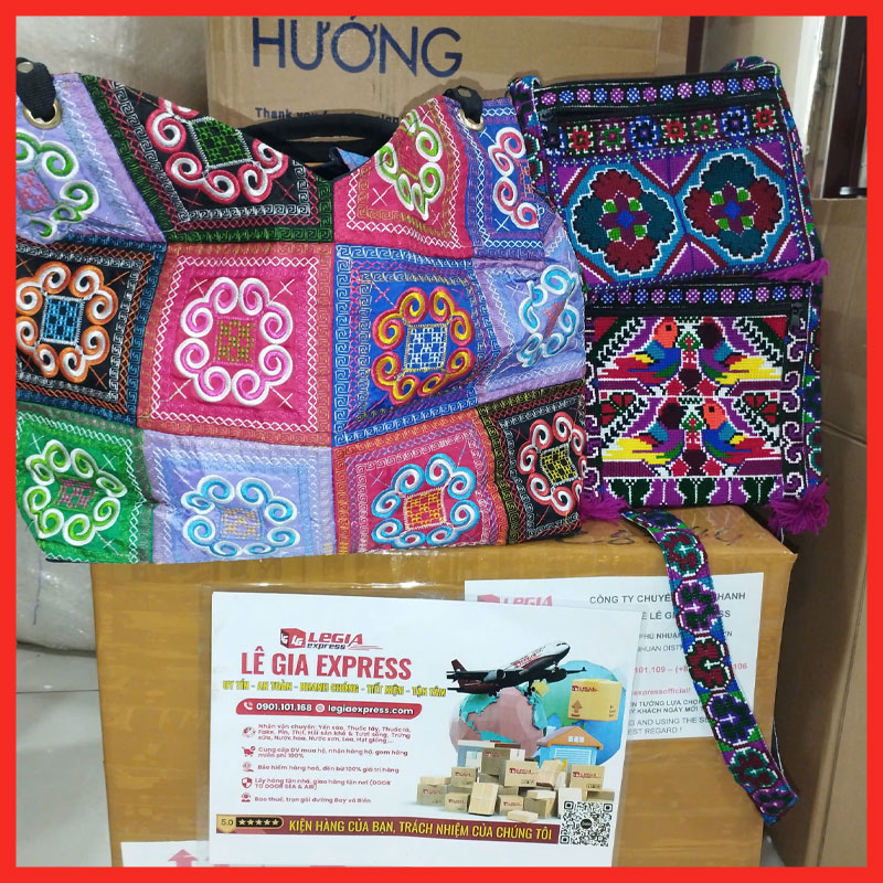 bao-gia-cuoc-gui-hang-di-duc-qua-buu-dien-tai-tphcm-2025-legiaexpress-2