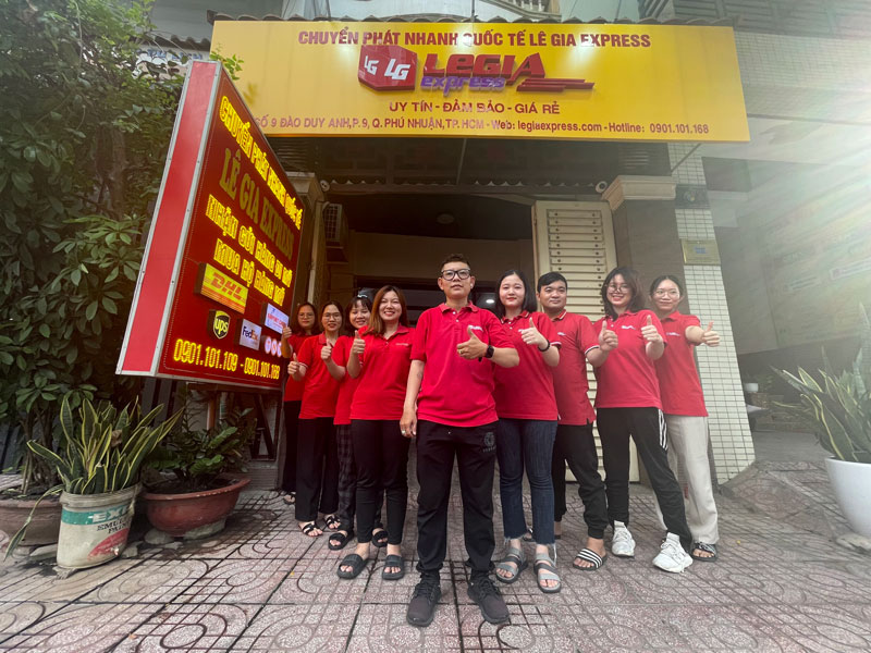 banner-doi-ngu-nhan-vien-legiaexpress