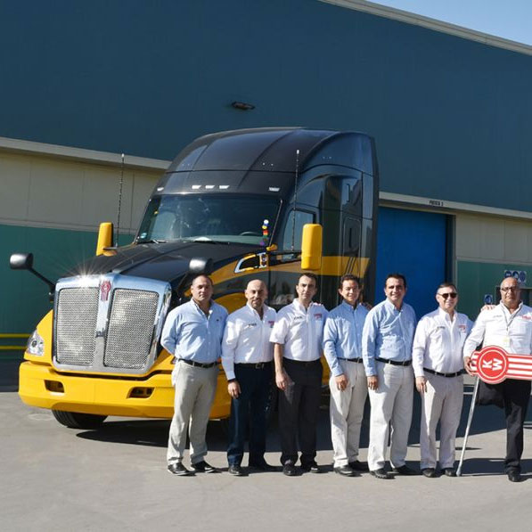 gui-hang-di-canada-tai-quan-phu-nhuan-legiaexpress-3