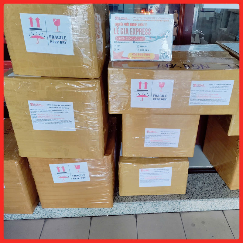 gui-hang-di-ba-lan-legiaexpress-9