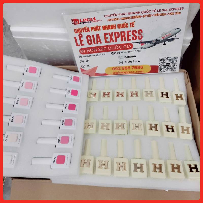gui-dung-cu-nail-di-phap-legiaexpress-4