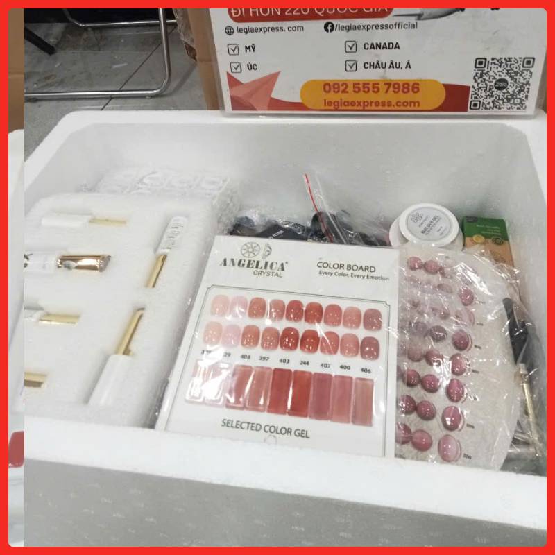 gui-dung-cu-nail-di-phap-legiaexpress-6